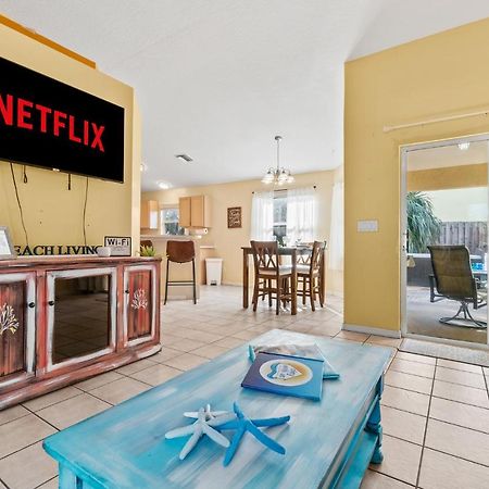 Heart Of The Waves - 3Br & 2Ba Beach Retreat - New Hot Tub - Outside Patio With Grill & Seating, Steps To Fun! Melbourne Zewnętrze zdjęcie