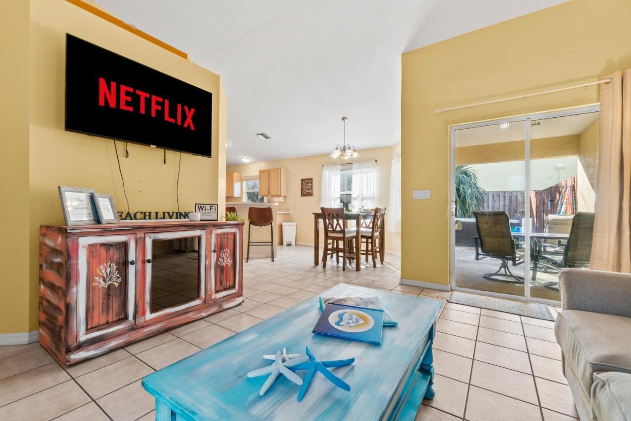 Heart Of The Waves - 3Br & 2Ba Beach Retreat - New Hot Tub - Outside Patio With Grill & Seating, Steps To Fun! Melbourne Zewnętrze zdjęcie