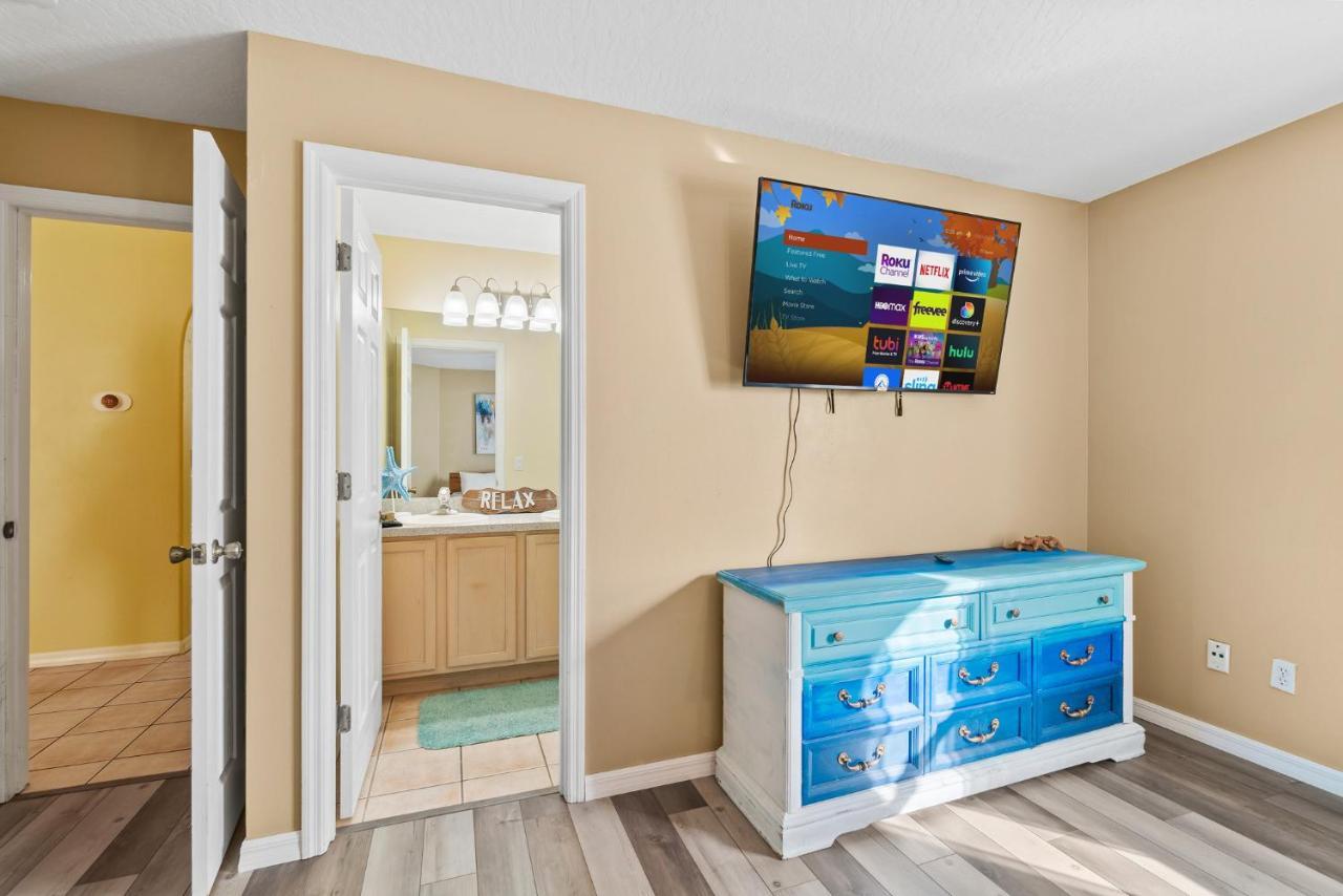 Heart Of The Waves - 3Br & 2Ba Beach Retreat - New Hot Tub - Outside Patio With Grill & Seating, Steps To Fun! Melbourne Zewnętrze zdjęcie