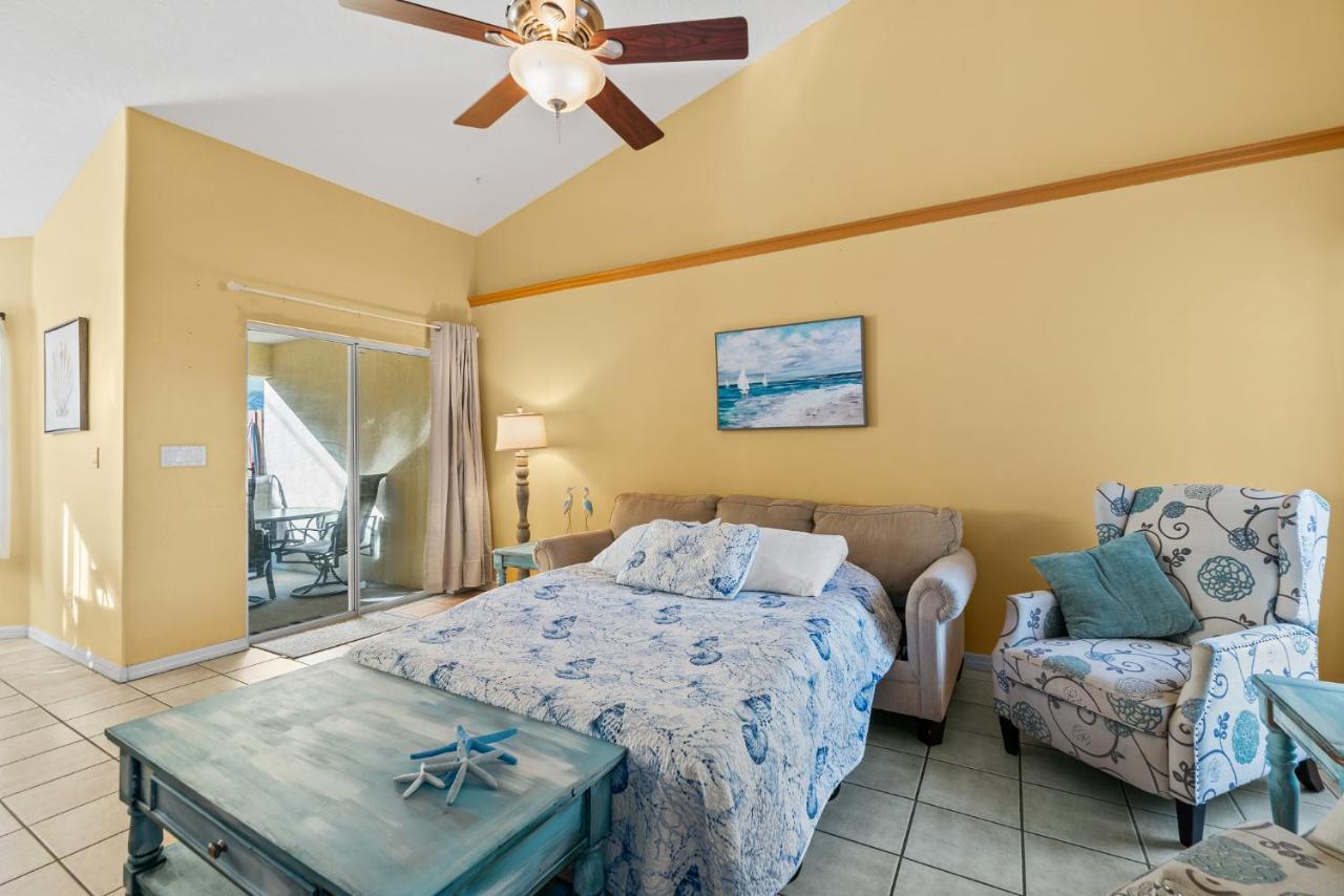 Heart Of The Waves - 3Br & 2Ba Beach Retreat - New Hot Tub - Outside Patio With Grill & Seating, Steps To Fun! Melbourne Zewnętrze zdjęcie