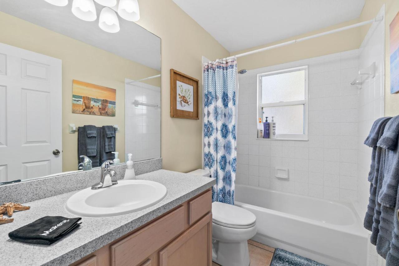 Heart Of The Waves - 3Br & 2Ba Beach Retreat - New Hot Tub - Outside Patio With Grill & Seating, Steps To Fun! Melbourne Zewnętrze zdjęcie